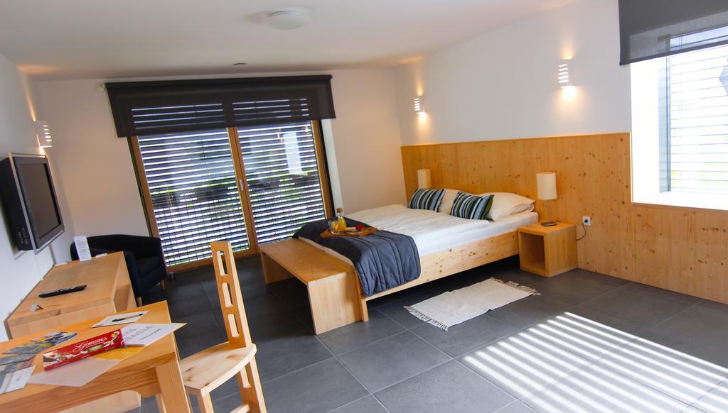 Eco Boutique Hotel Ams Beagle Блед Экстерьер фото