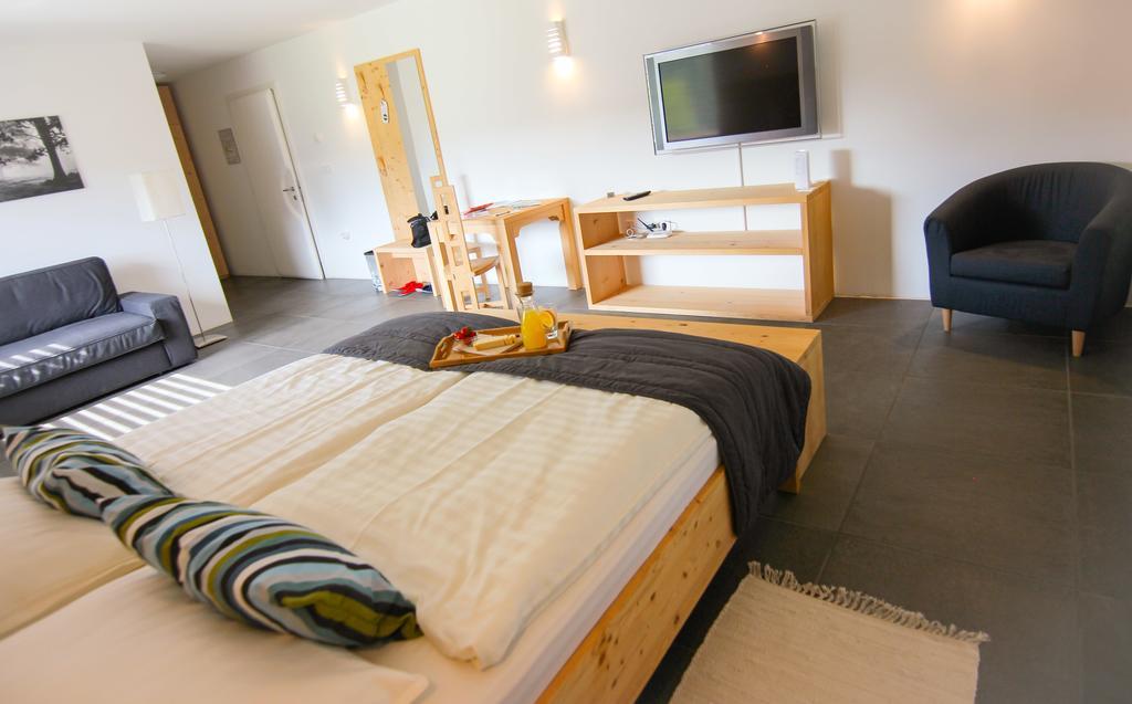 Eco Boutique Hotel Ams Beagle Блед Экстерьер фото